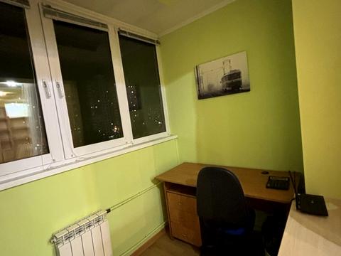 квартира за адресою Анни Ахматової вул., 16-В