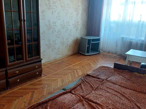квартира за адресою Льва Ландау просп. (50-річчя СРСР), 18
