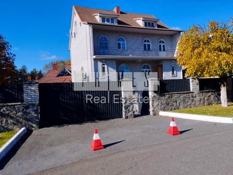 будинок за адресою Незалежності вул.