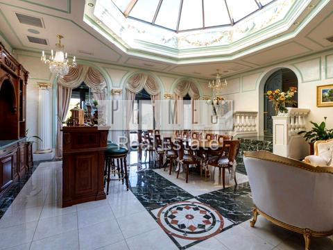 будинок за адресою смт. Козин, Столичне шосе