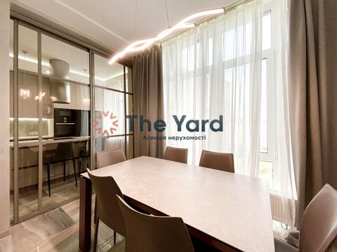 квартира за адресою Андрія Верхогляда вул. (Михайла Драгомирова), 18-А