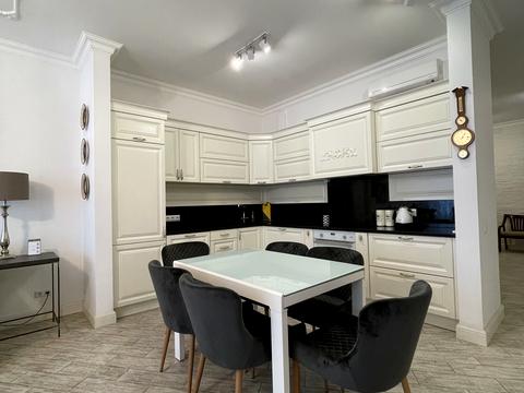 квартира за адресою Андрія Верхогляда вул. (Михайла Драгомирова), 16