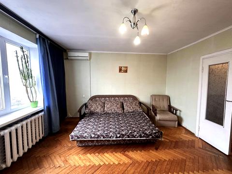 квартира за адресою Стратегічне шосе (Науки), 21