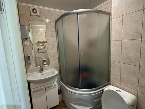 комерційна за адресою Сергія Зорського вул. (Гагаріна), 1а