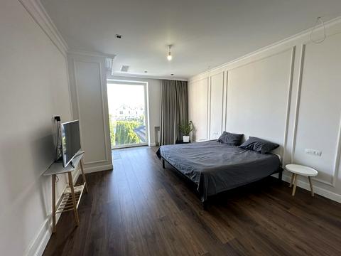 дом по адресу с. Бурлачья Балка, бризовая