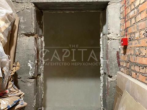 комерційна за адресою Левка Лук'яненка вул. (Маршала Тимошенка), 21
