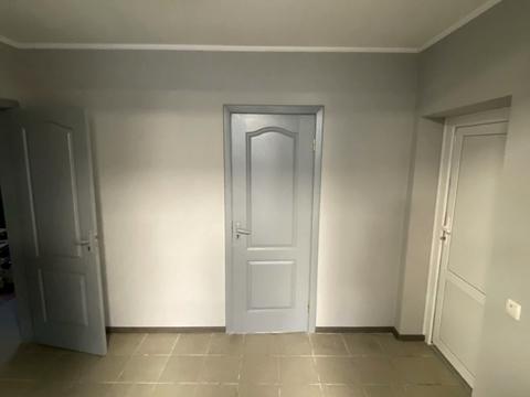 комерційна за адресою Симона Петлюри вул. (Черняховського), 12