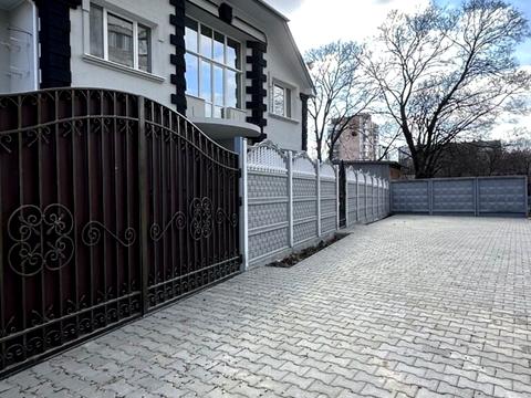 будинок за адресою Подільська вул.