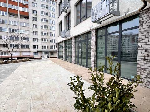 комерційна за адресою Чернівці, Руська вул., 213б