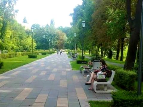 будинок за адресою Бориса Лятошинського вул. (1 Травня)