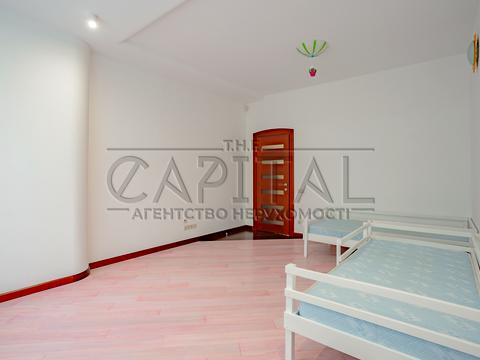 квартира за адресою Андрія Верхогляда вул. (Михайла Драгомирова), 3