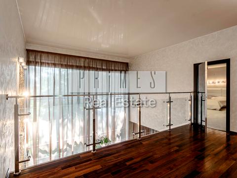 будинок за адресою Осіння