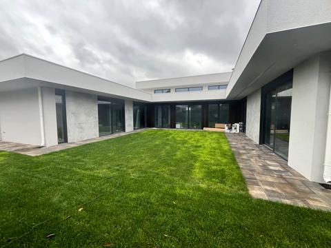 будинок за адресою Дружби бульв.