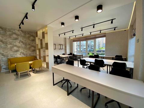 комерційна за адресою Жилянська вул., 68