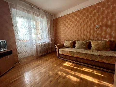 квартира за адресою Богатирська вул., 10