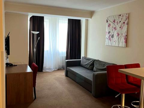 квартира за адресою Миколи Міхновського бульв. (Дружби Народів), 14-16