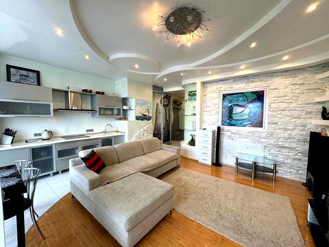 квартира за адресою Тіниста вул., 9