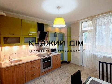 квартира за адресою Авіаконструктора Ігоря Сікорського вул. (Танкова), 1