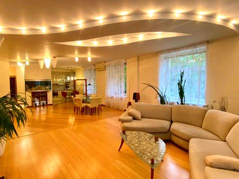 квартира за адресою Шовковична вул., 13/2