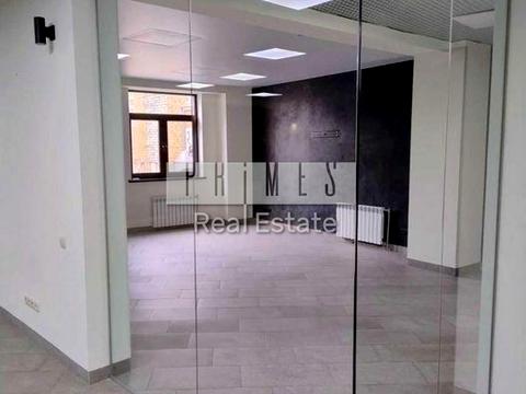 комерційна за адресою Київ, Щекавицька вул., 53