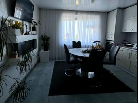 квартира за адресою Кам'янецька вул., 145-А