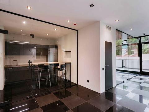 комерційна за адресою Гончарна вул., 9-А