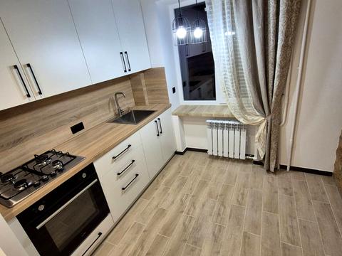 квартира по адресу Белая ул., 103