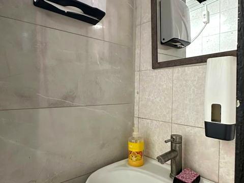 комерційна за адресою Шевченка вул., 45