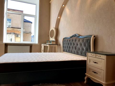 квартира за адресою Куликівський узвіз (Революції), 14