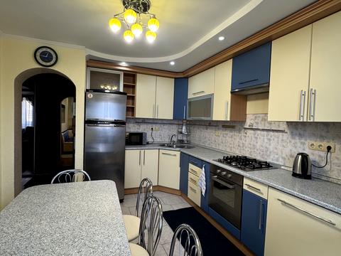 квартира за адресою Інститутська, 15/1