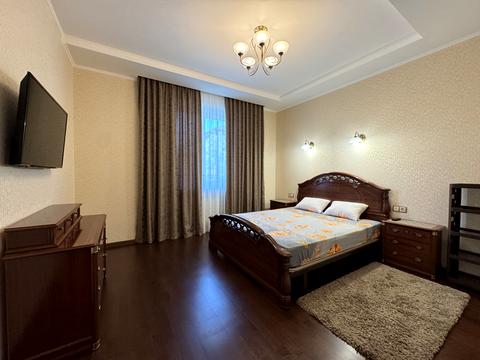 дом по адресу Новокиевская ул.