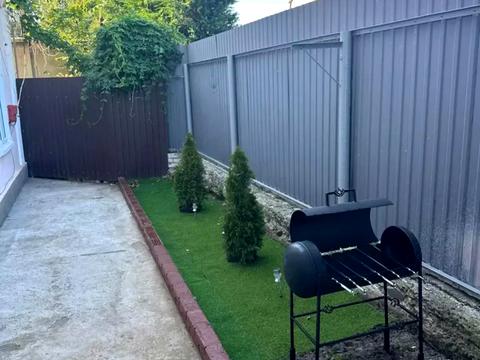 будинок за адресою Олександра Невського, 8