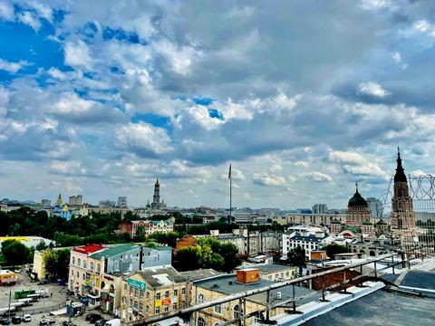 комерційна за адресою Різдвяна вул. (Енгельса), 29б