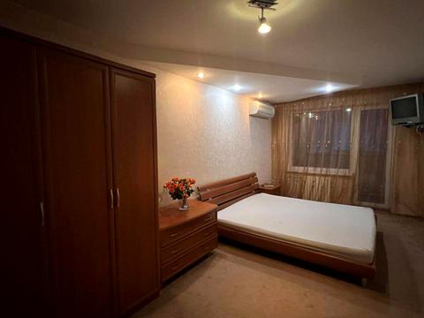 квартира за адресою Калинова вул., 83к4