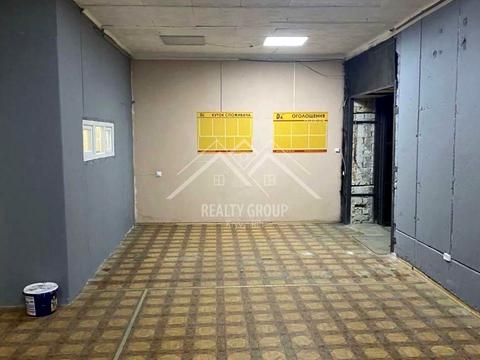 комерційна за адресою Героїв Маріуполя вул. (Адмірала Головка), 40