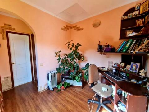 дом по адресу 1-я линия ул.