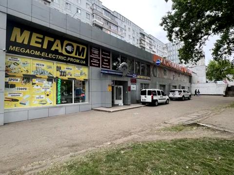 комерційна за адресою Богдана Хмельницького просп. (Героїв Сталінграда), 38