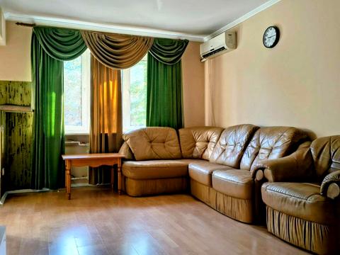квартира за адресою Покровська площа, 34