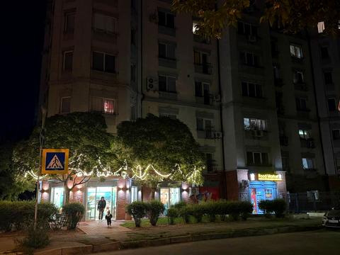 комерційна за адресою Пріорська вул. (Полупанова), 10