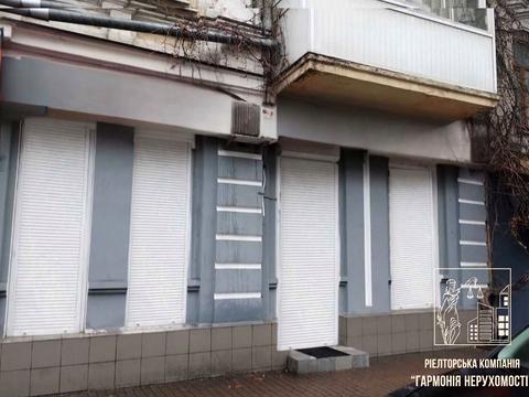 комерційна за адресою Саксаганського вул., 116