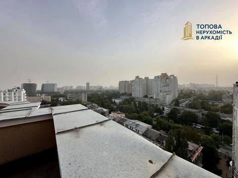 квартира за адресою Каркашадзе пров. (Цегляний), 7
