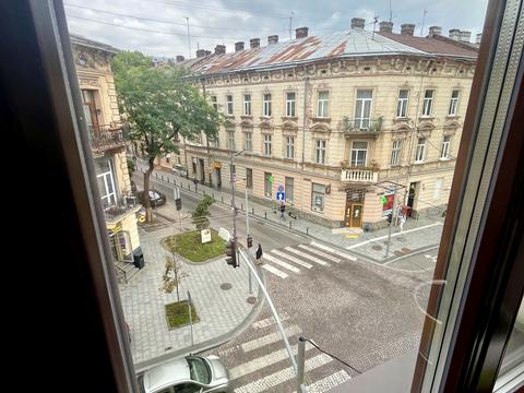 квартира по адресу Пекарская ул., 48