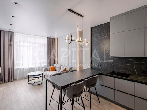 квартира за адресою Київ, Річкова вул., 4