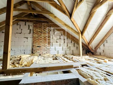 будинок за адресою Миколи Руденка вул. (Руденка)