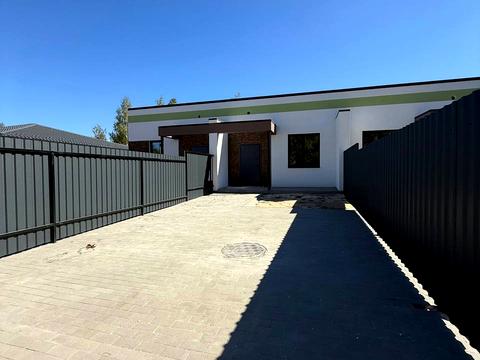 будинок за адресою Успішна, 23