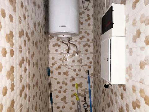 комерційна за адресою Західна вул., 10