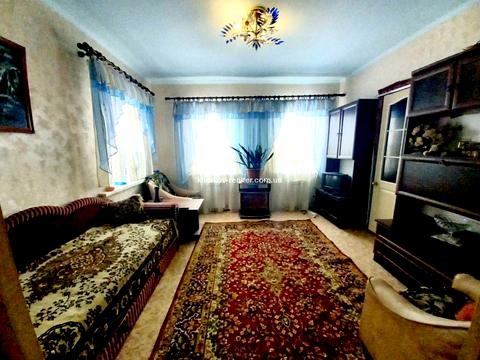 будинок за адресою Луї Пастера вул.