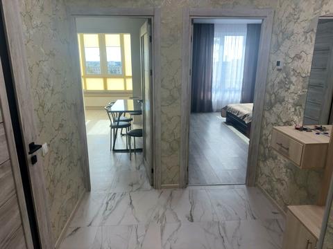 квартира за адресою Домбровського вул., 3