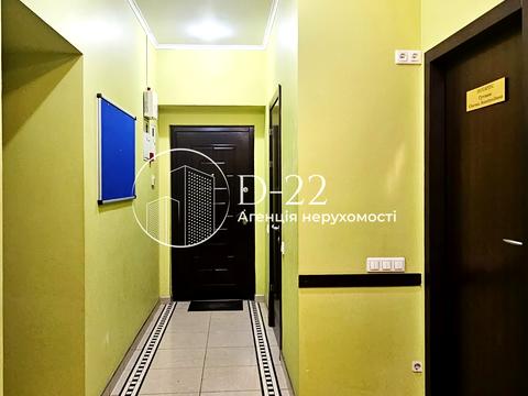 коммерческая по адресу Богдана Хмельницкого ул., 68