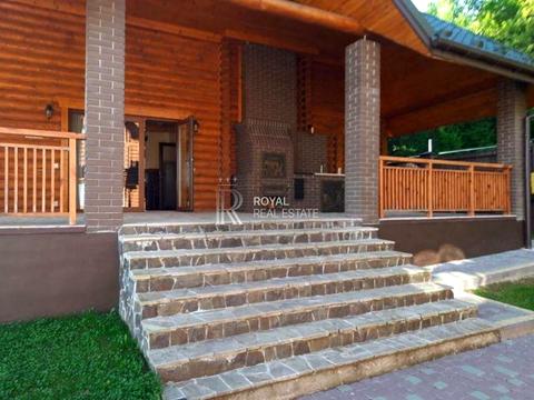 будинок за адресою Зарічна вул.